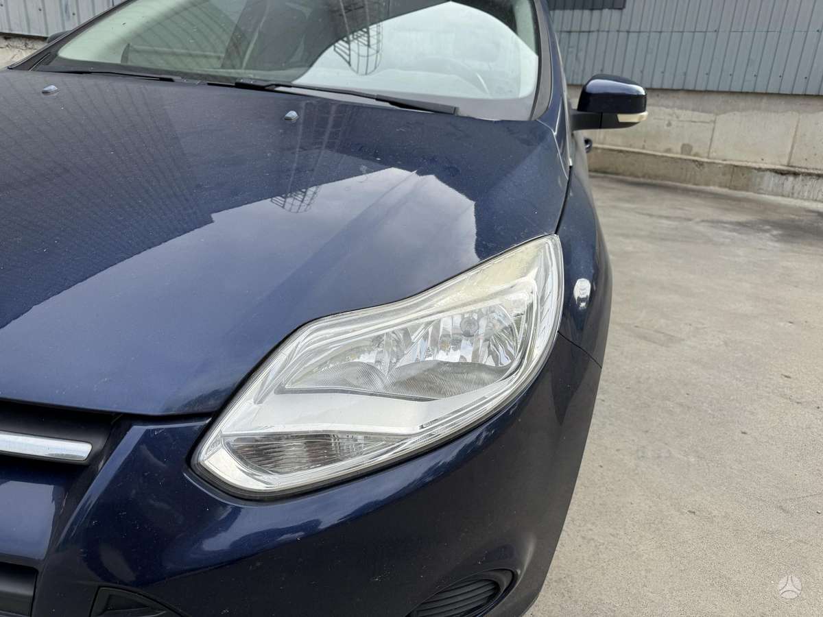 Ford Focus 2013 — photo 21