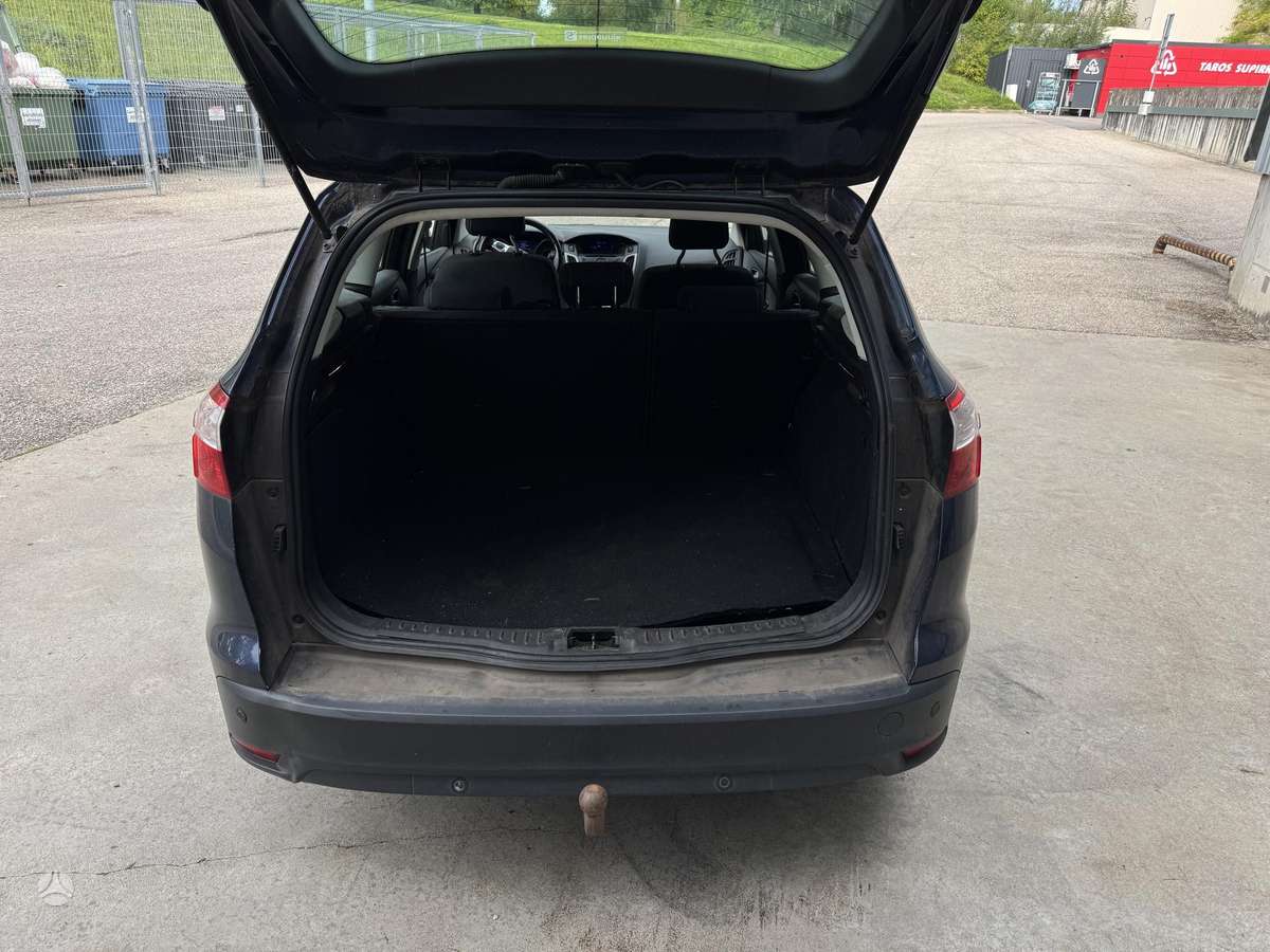 Ford Focus 2013 — photo 5