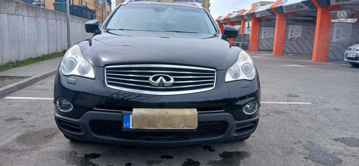 Infiniti EX30 2012 — вигляд ззаду