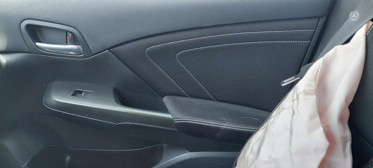 Honda Civic 2015 — photo 26