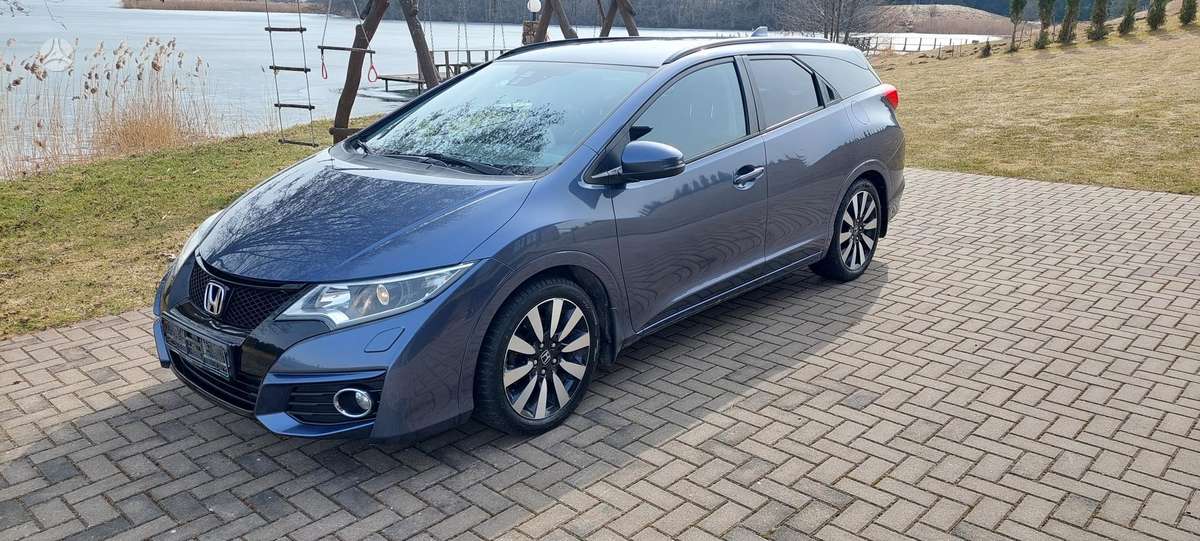 Honda Civic 2015 — photo 51