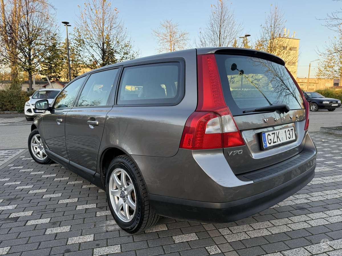 Volvo V70 2008 — photo 6