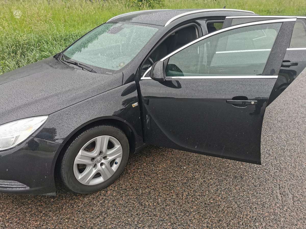 Opel Insignia 2011 — фото 10