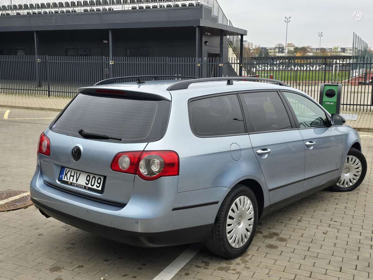 Volkswagen Passat 2006 — салон