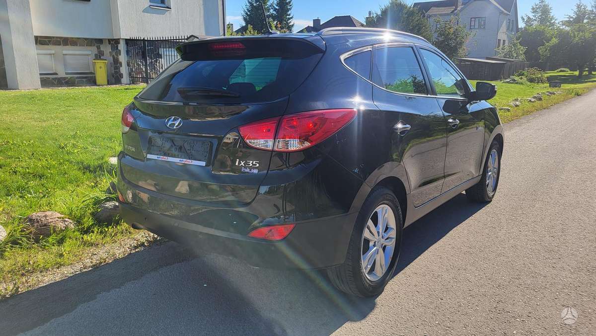 Hyundai ix35 2013 — photo 8