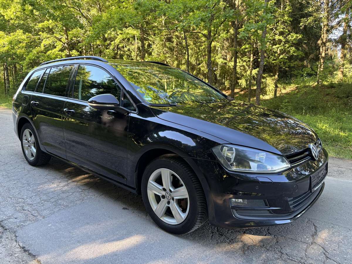 Volkswagen Golf 2014 — interior