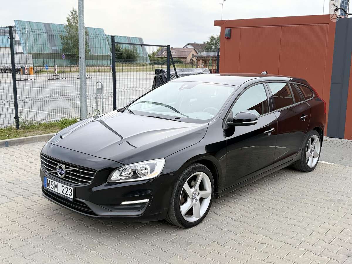 Volvo V60 2015 — engine 1560 cm³, 114 HP (84kW)