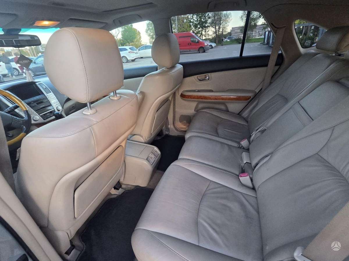 Lexus RX 2008 — photo 11