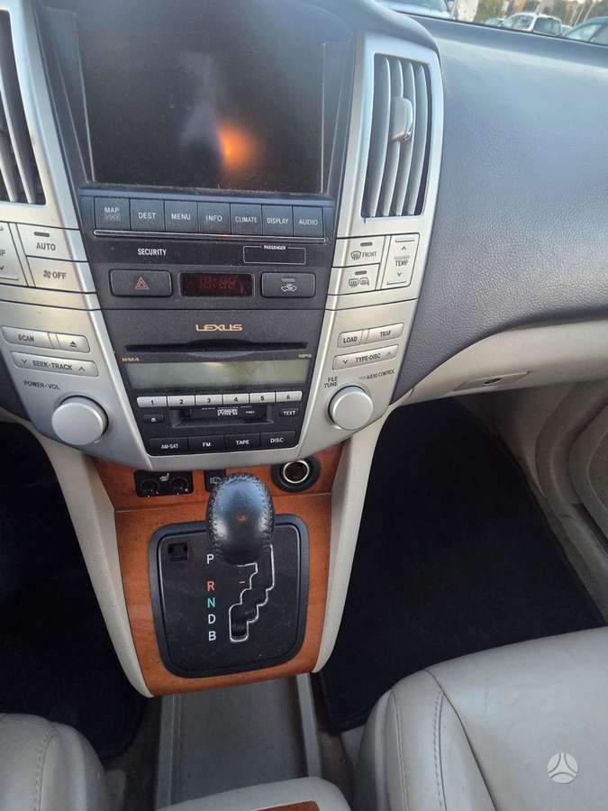 Lexus RX 2008 — photo 13