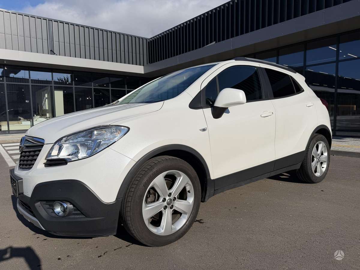 Opel Mokka 2013 — вигляд ззаду