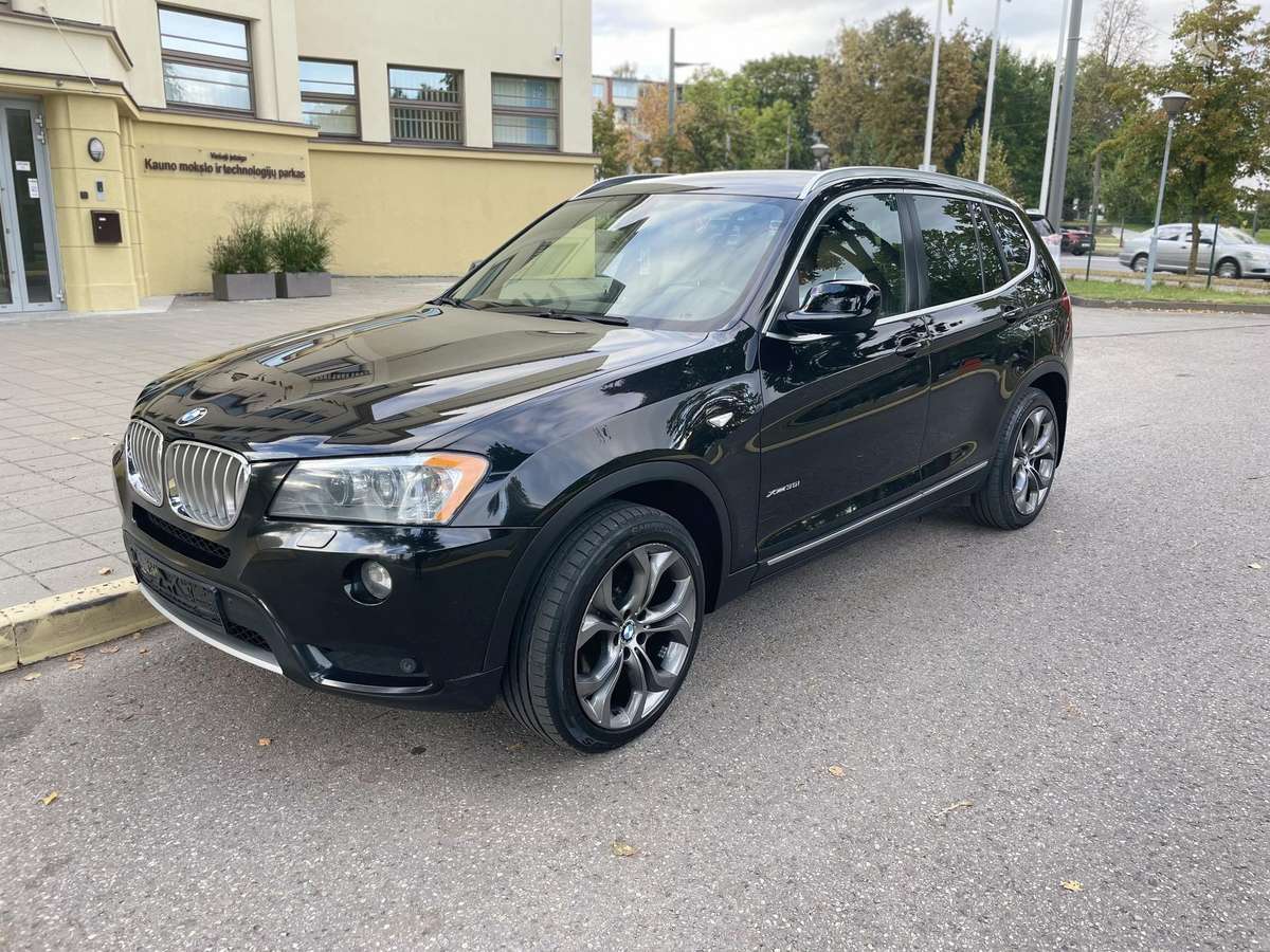 BMW X3 2012 — rear view