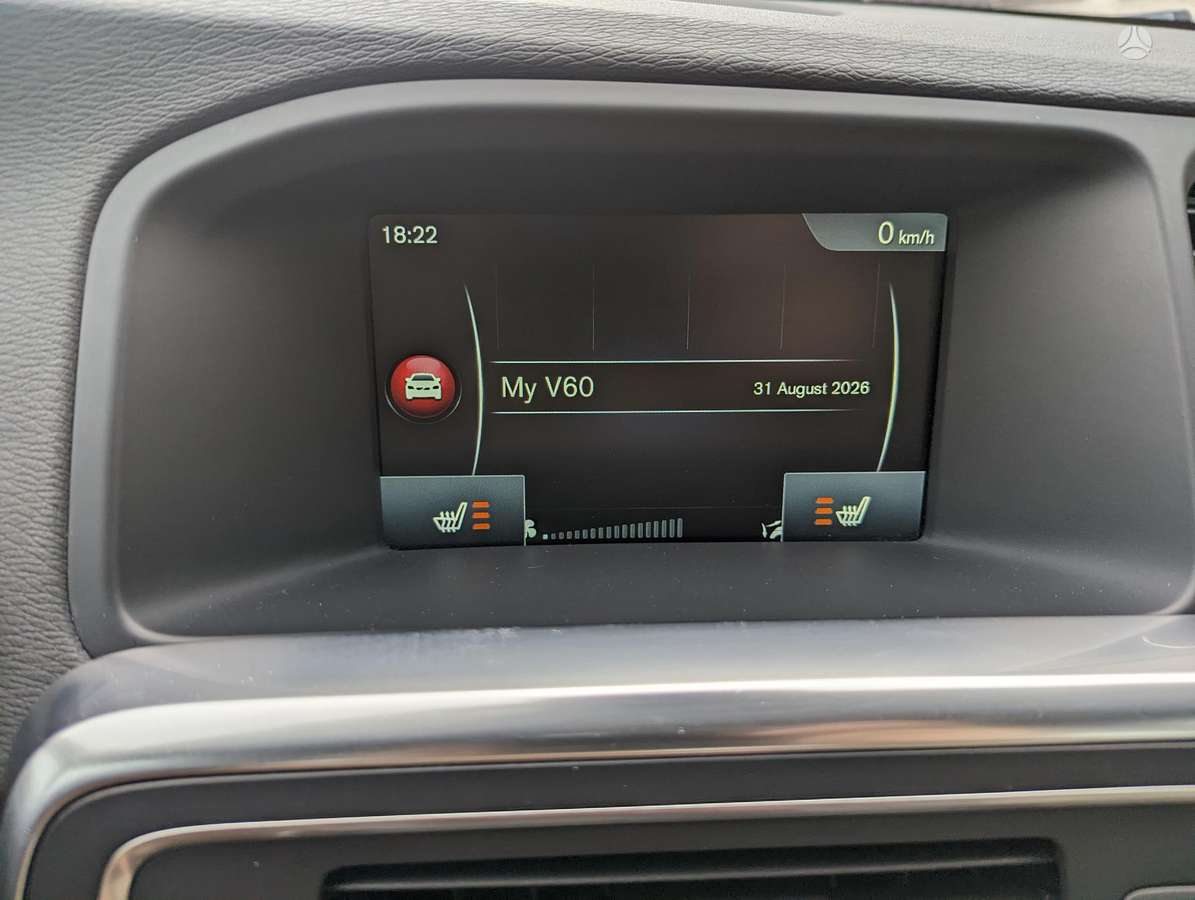 Volvo V60 2014 — photo 21