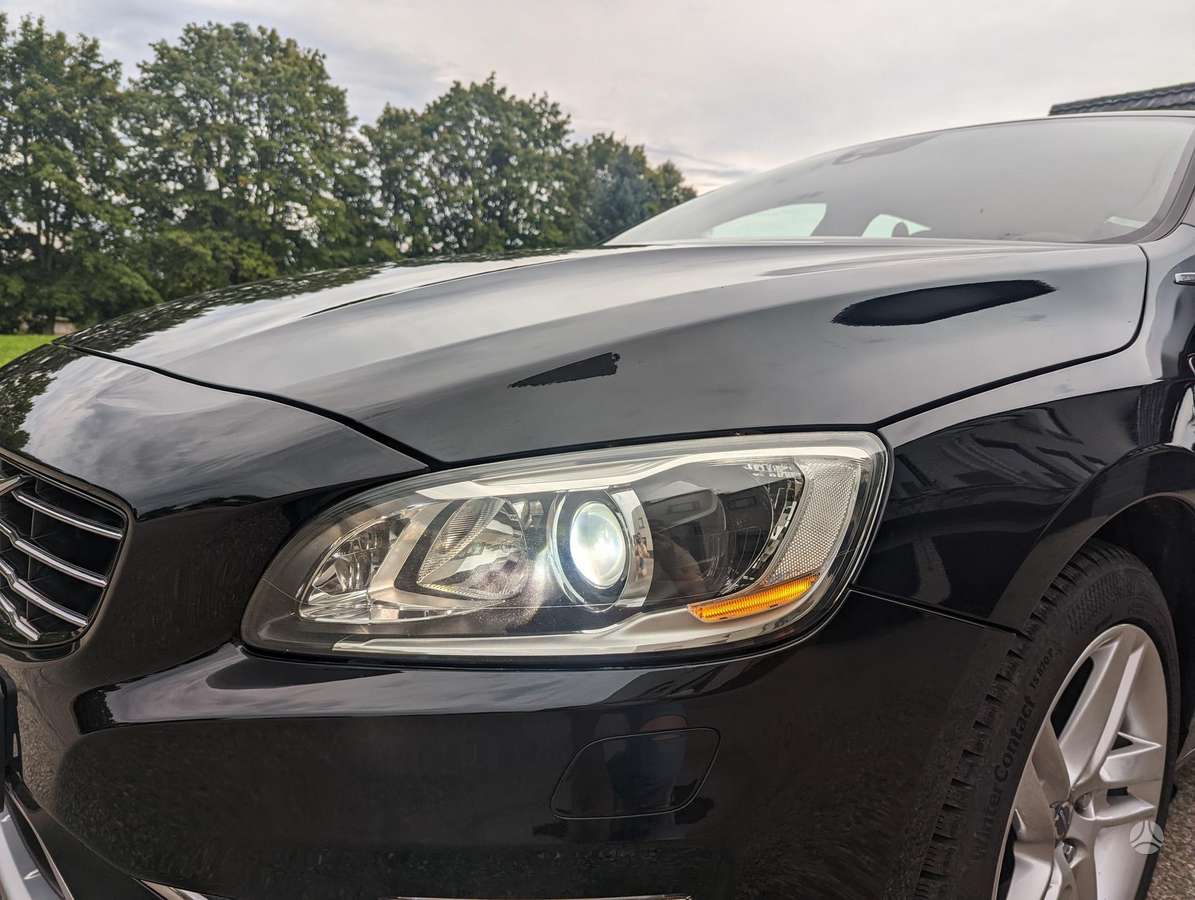 Volvo V60 2014 — photo 37