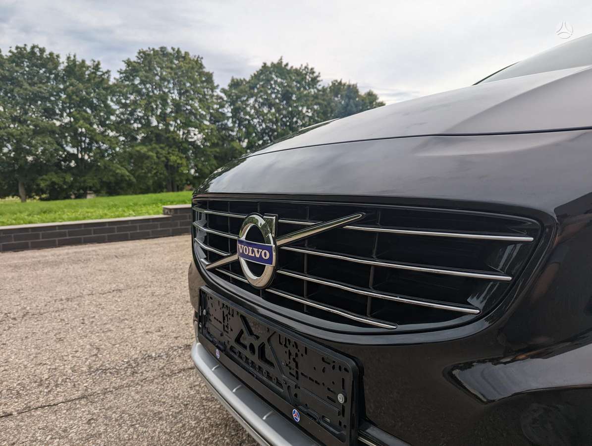 Volvo V60 2014 — photo 9
