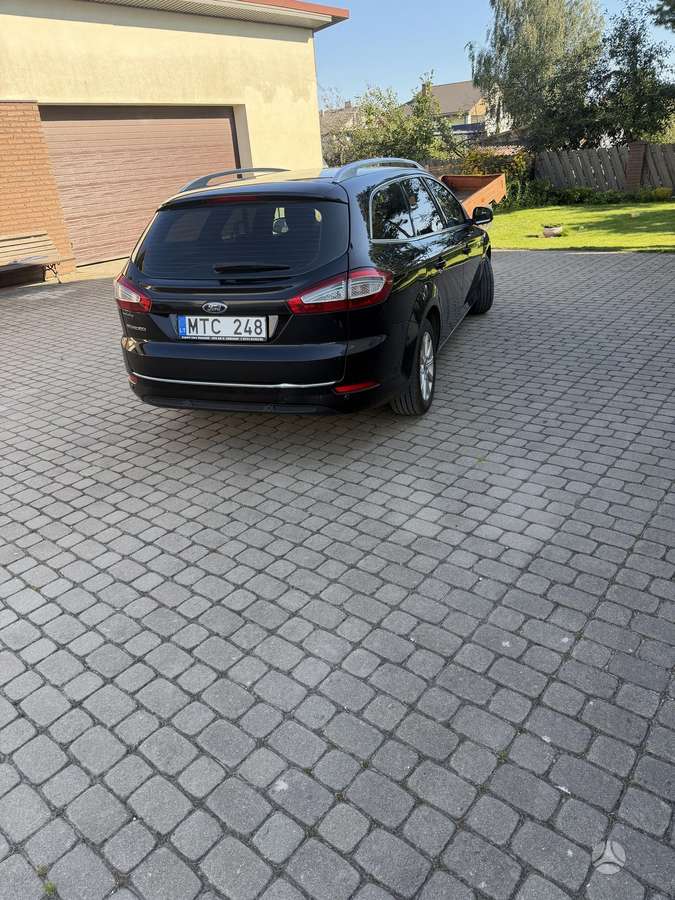 Ford Mondeo 2012 — photo 14