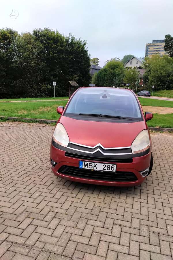 Citroen C4 2009 — rear view