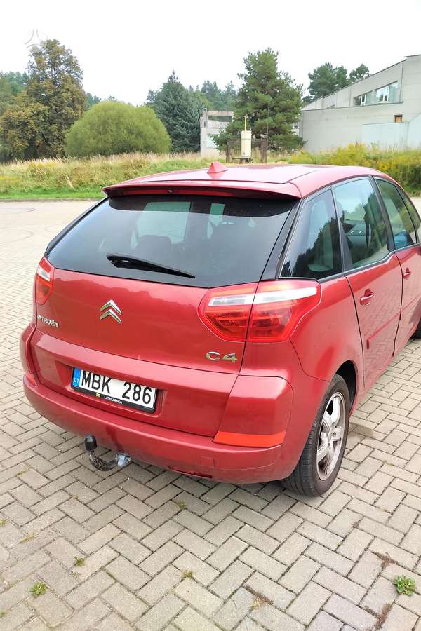 Citroen C4 2009 — photo 5