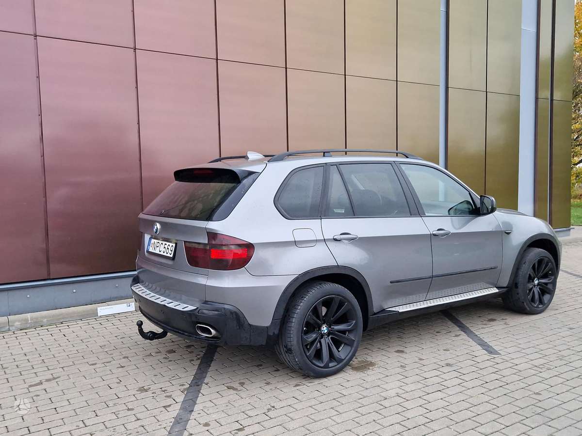 BMW X5 2008 — двигун 2993 cm³, 286 HP (210kW)