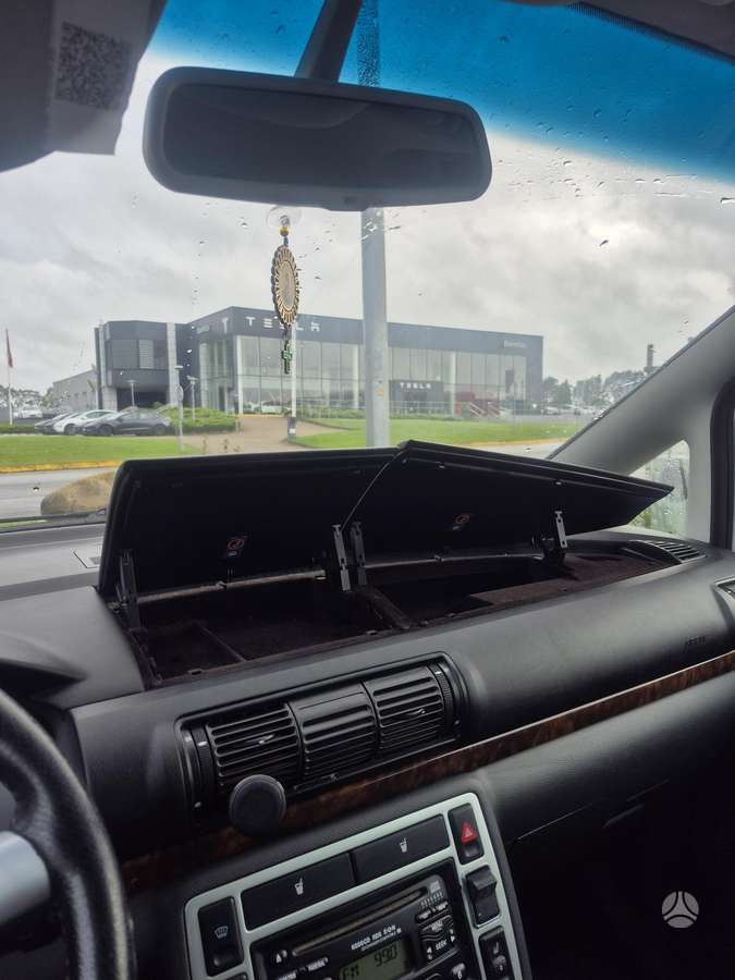 Ford Galaxy 2006 — photo 16