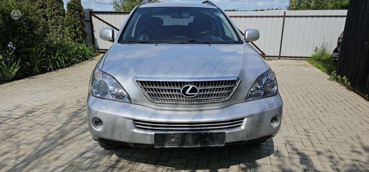 Lexus RX 2009 — салон