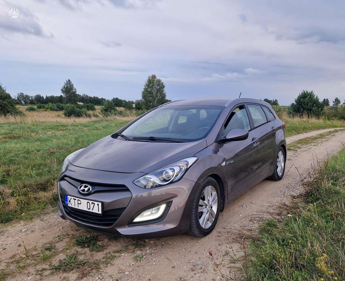 Hyundai i30 2012 — вигляд ззаду