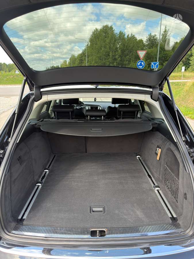 Audi A6 2010 — photo 11
