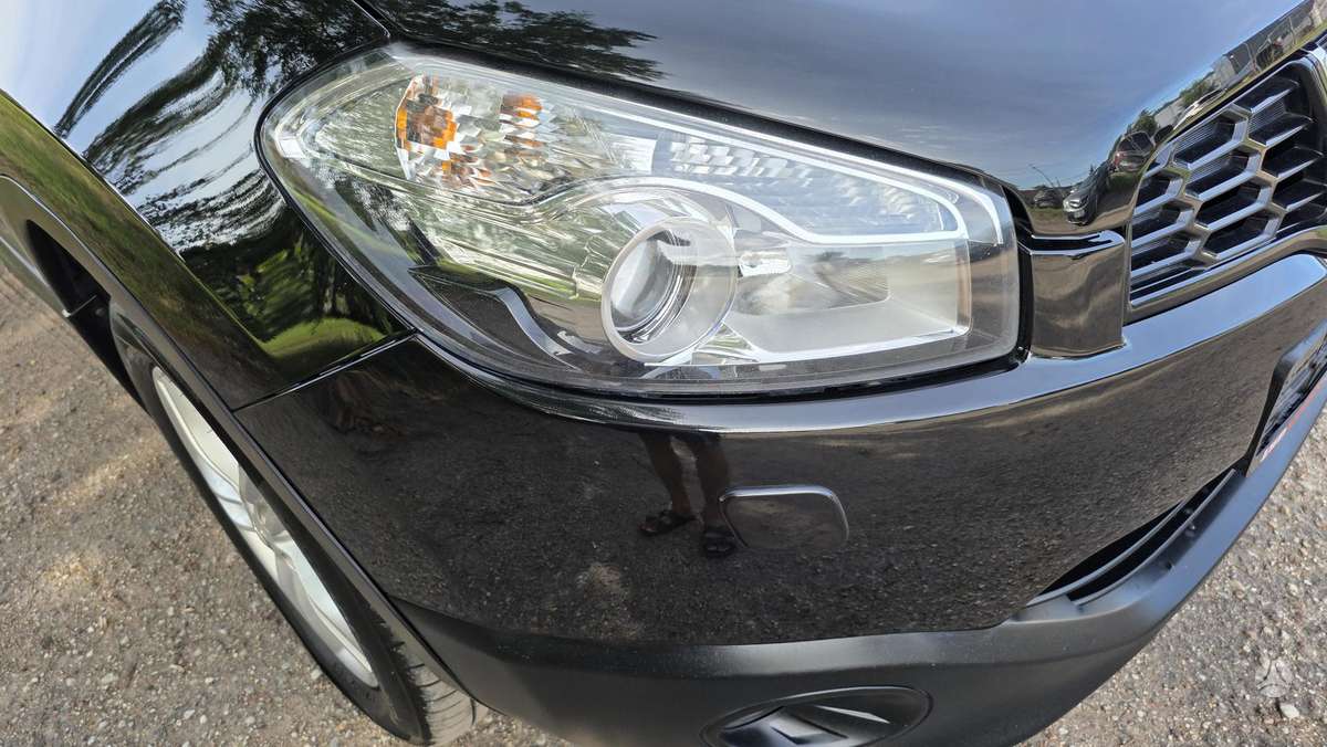 Nissan Qashqai 2011 — photo 11