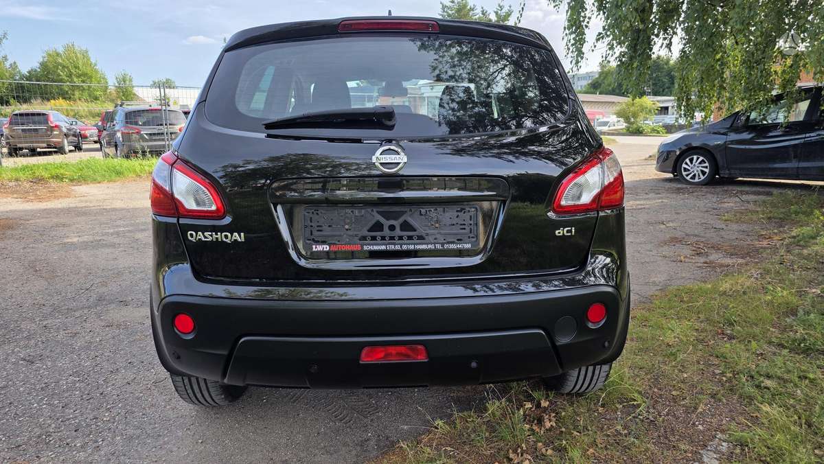 Nissan Qashqai 2011 — engine 1995 cm³, 150 HP (110kW)