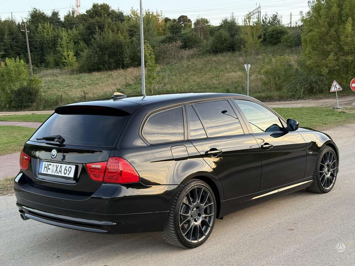 BMW 320 2008 — двигун 1995 cm³, 177 HP (130kW)