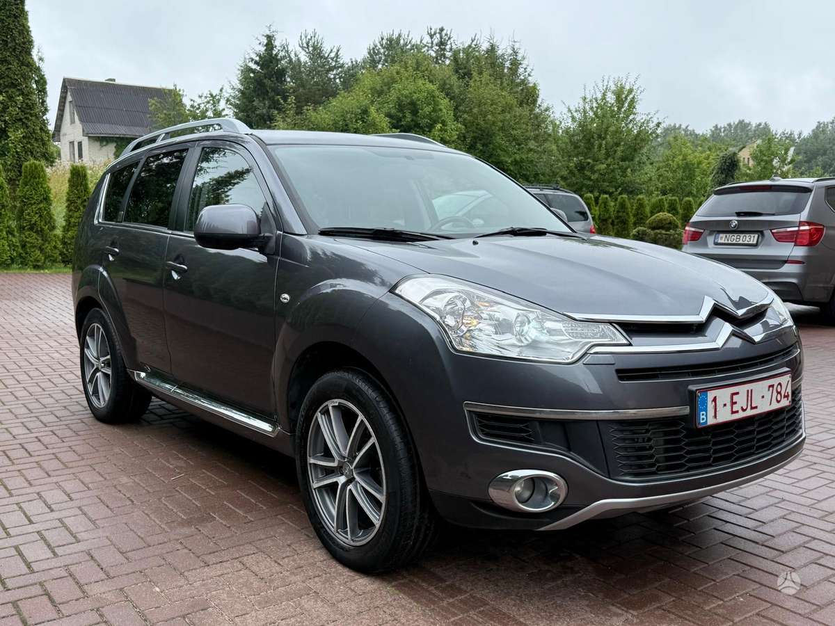 Citroen C-Crosser 2007 — rear view