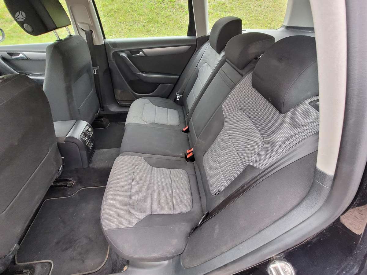 Volkswagen Passat 2014 — photo 12