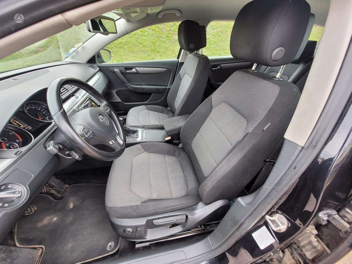 Volkswagen Passat 2014 — photo 14