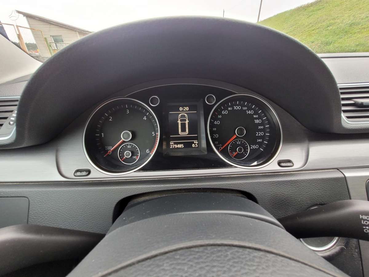 Volkswagen Passat 2014 — photo 16
