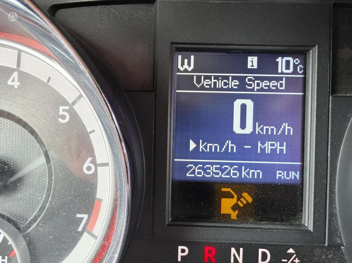Dodge Grand 2011 — photo 11
