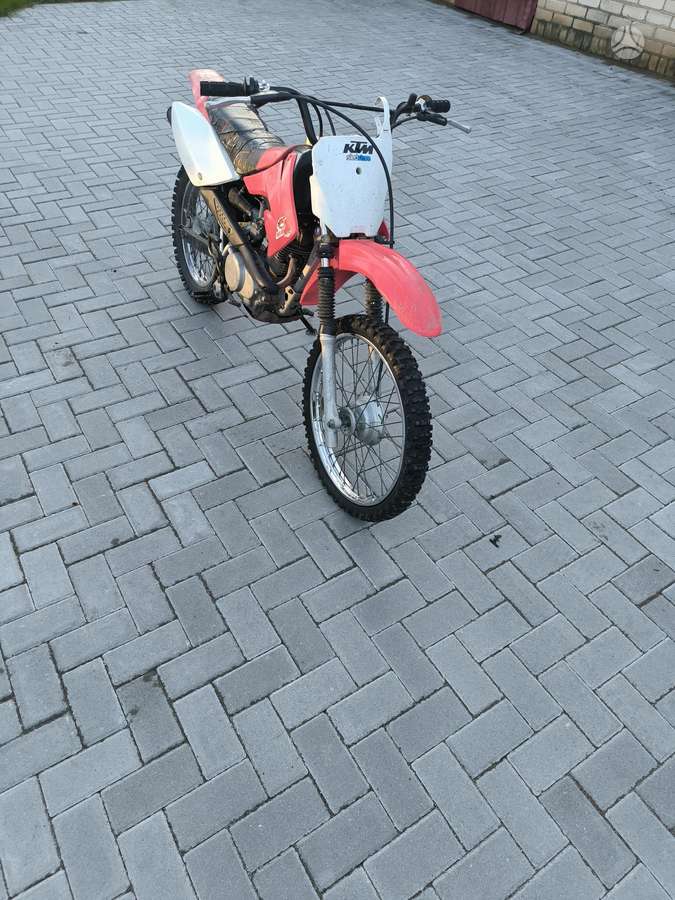 Honda CRF 2009 — салон