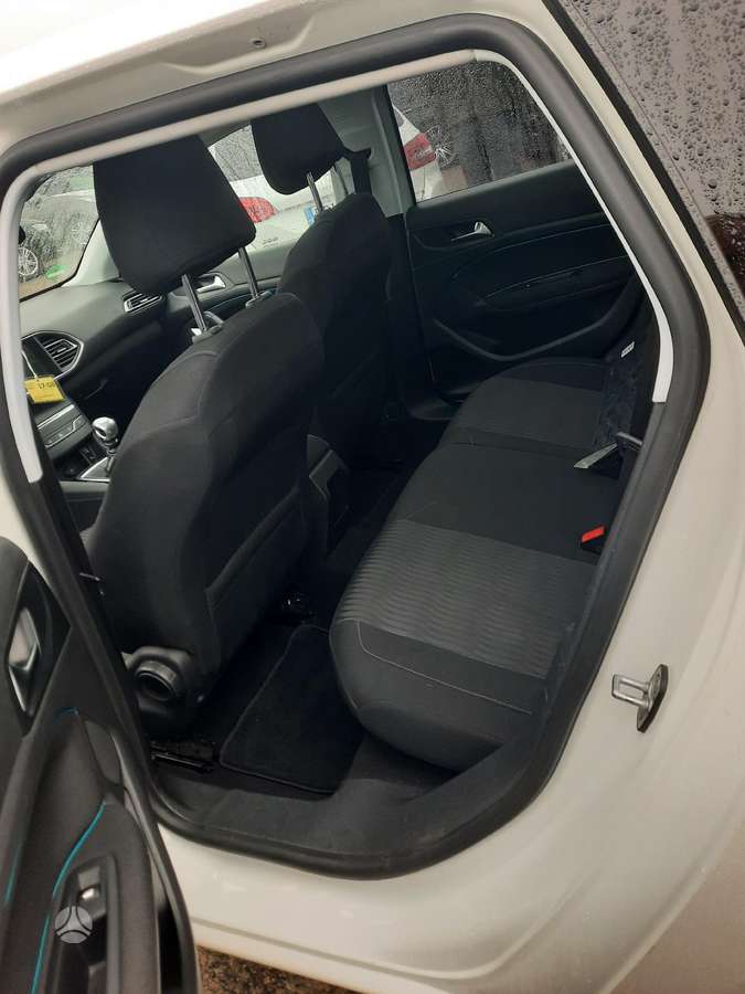 Peugeot 308 2014 — photo 12