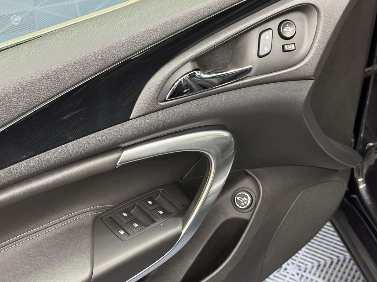 Opel Insignia 2015 — фото 25