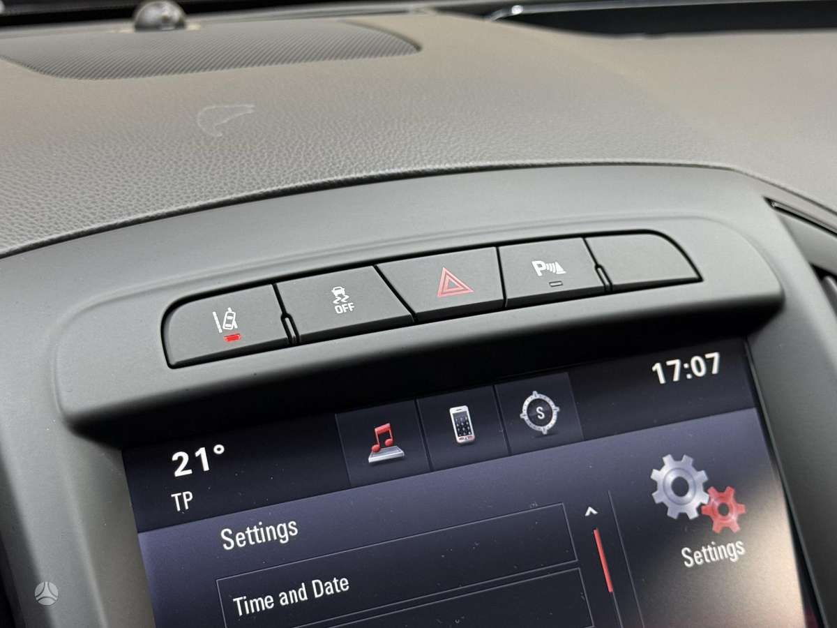 Opel Insignia 2015 — фото 29