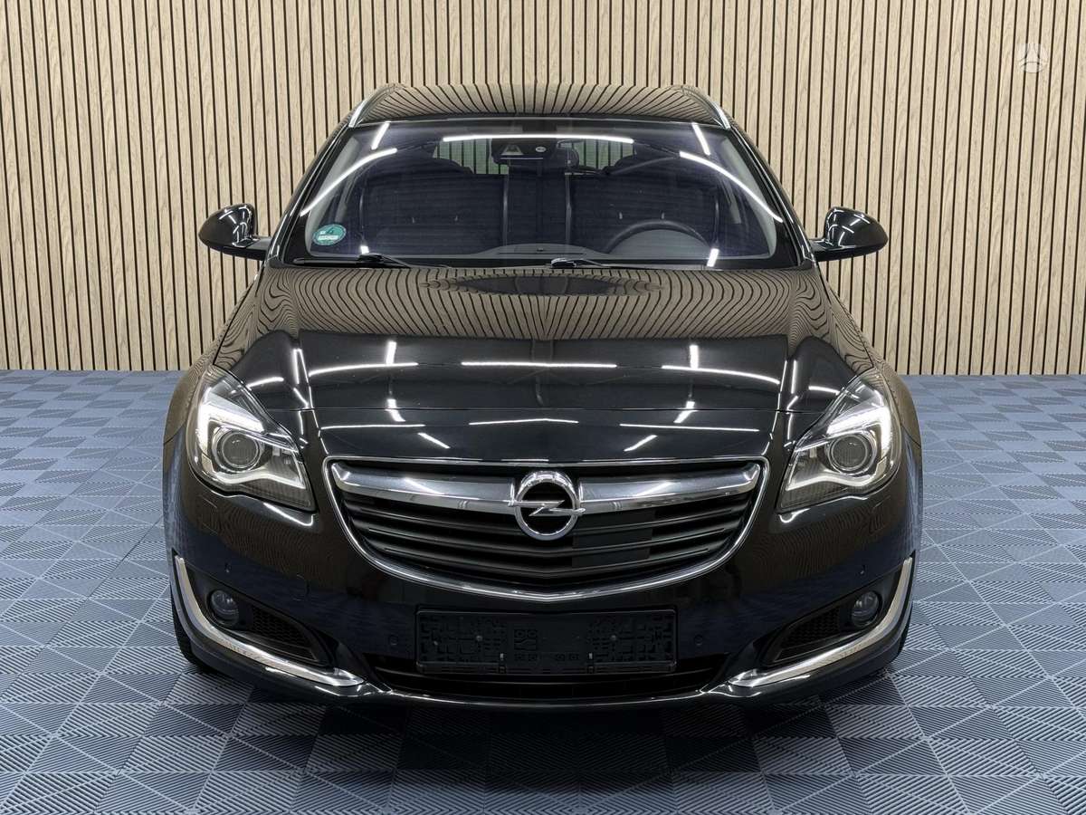 Opel Insignia 2015 — салон