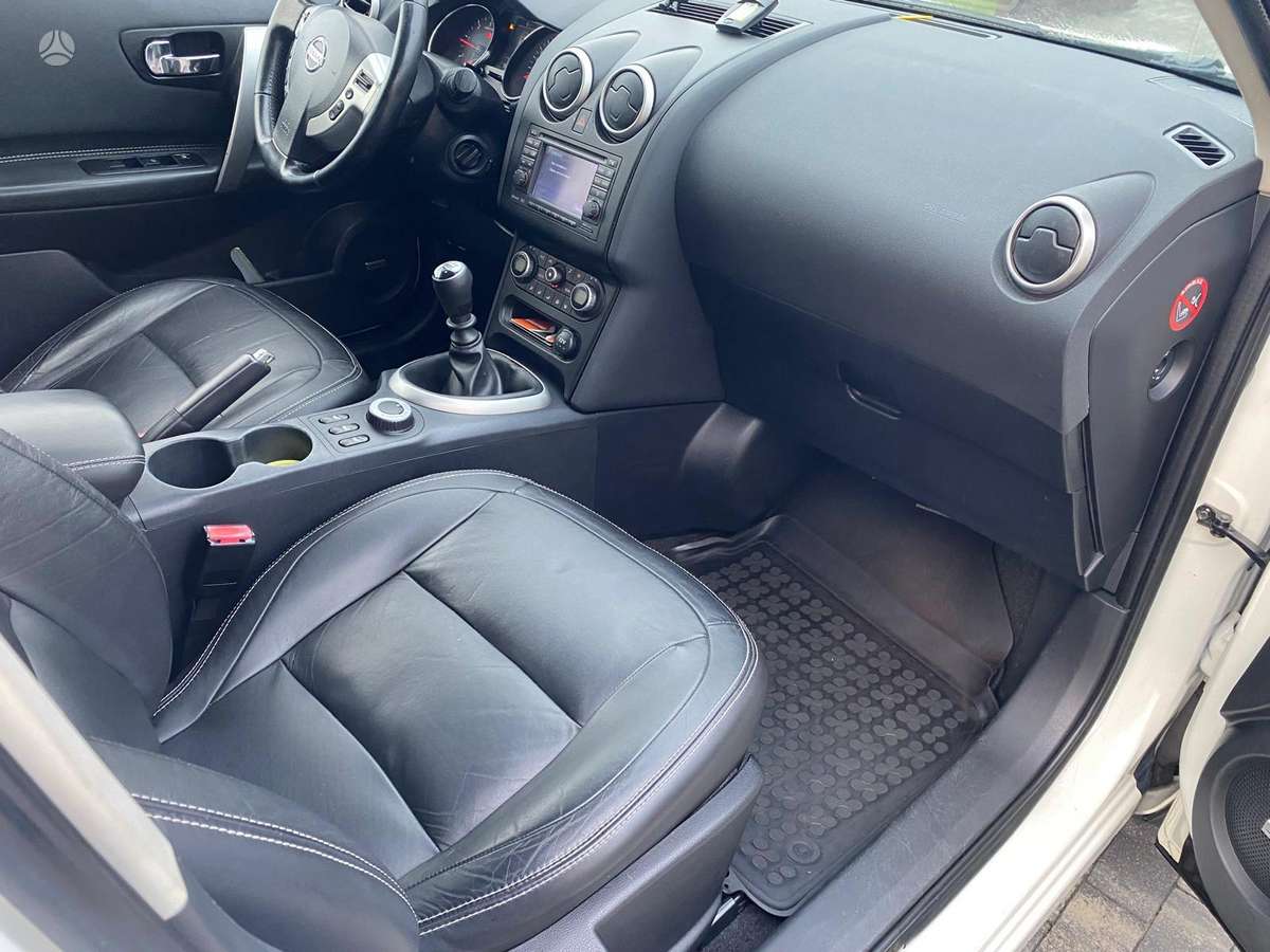 Nissan Qashqai+2 2010 — vehicle for AFU Ukraine