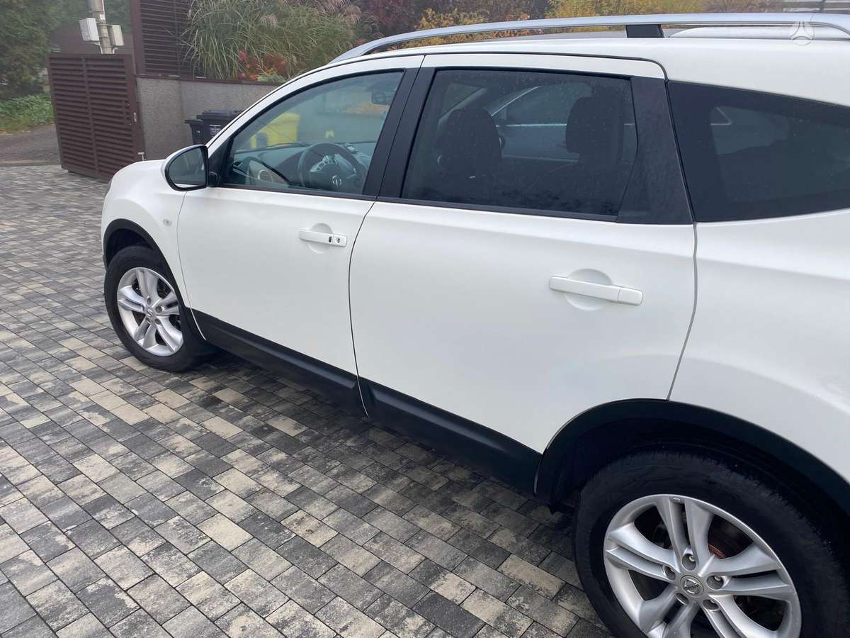 Nissan Qashqai+2 2010 — photo 5