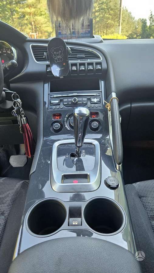 Peugeot 3008 2010 — photo 9