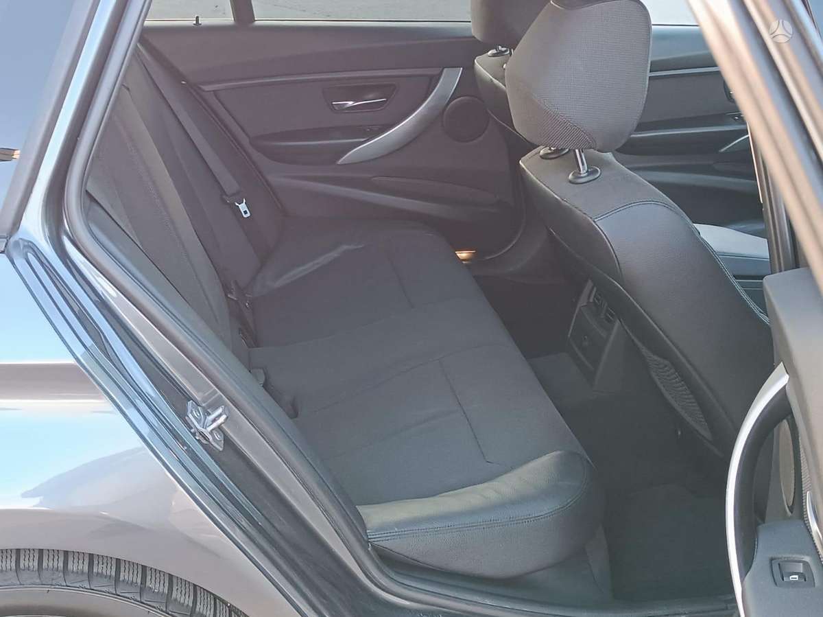 BMW 320 2012 — photo 15