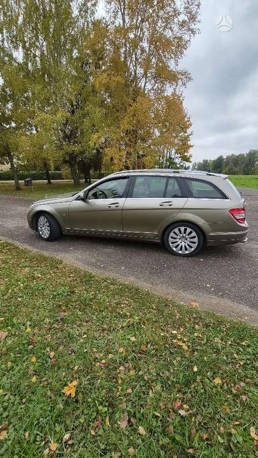 Mercedes-Benz C320 2008 — rear view