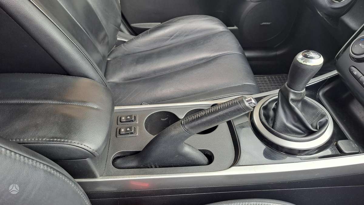 Mazda CX-7 2011 — photo 11