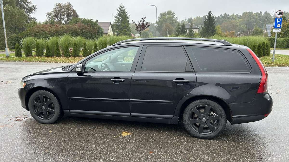 Volvo V50 2007 — photo 6
