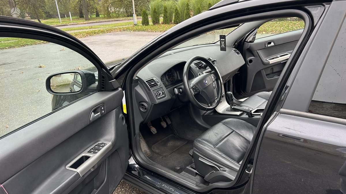 Volvo V50 2007 — photo 7