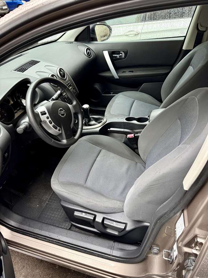 Nissan Qashqai 2009 — photo 10