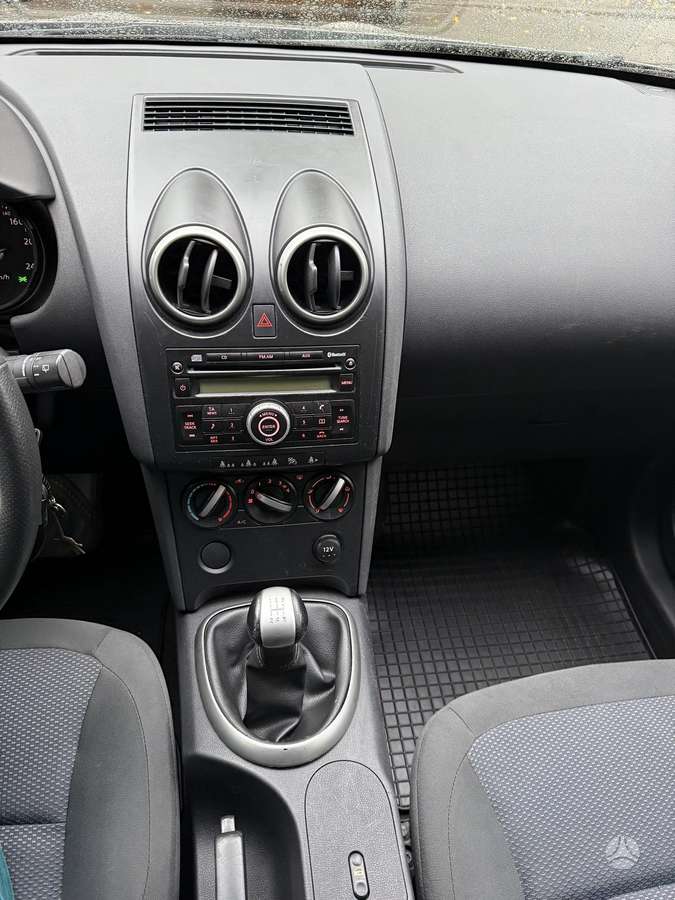 Nissan Qashqai 2009 — photo 13