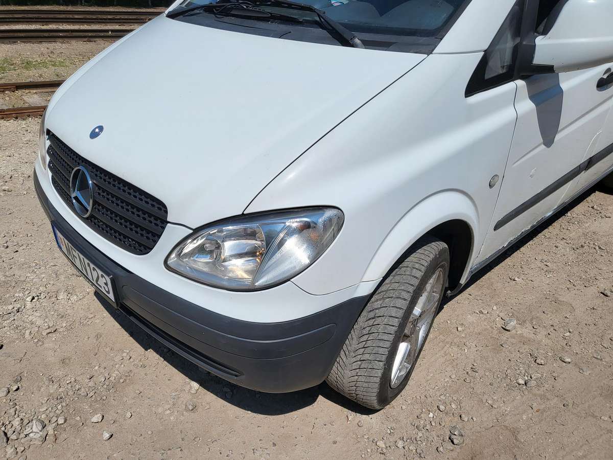 Mercedes-Benz Vito 2004 — салон